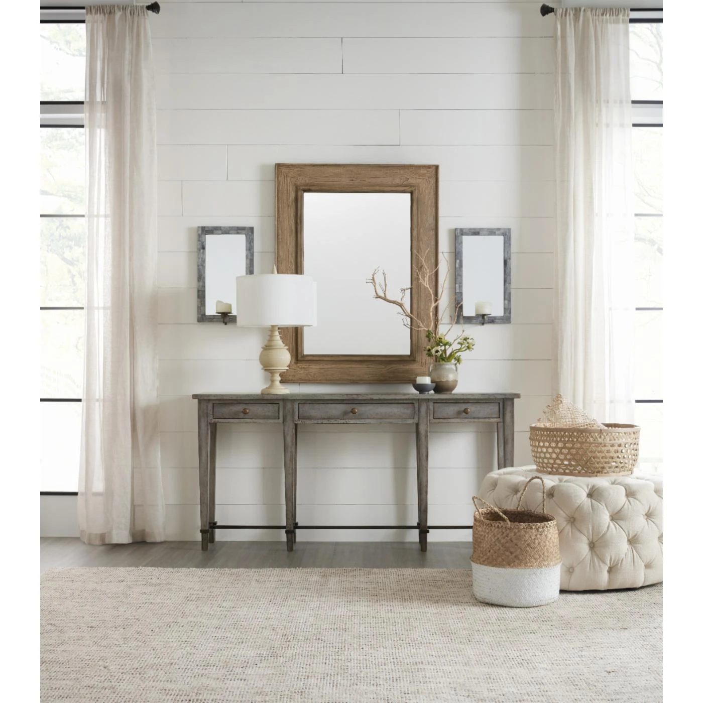 Outlet ???? Wood Hooker Furniture Ciao Bella Narrow Console ???? 2 Outlet ???? Wood Hooker Furniture Ciao Bella Narrow Console ???? - Image 2
